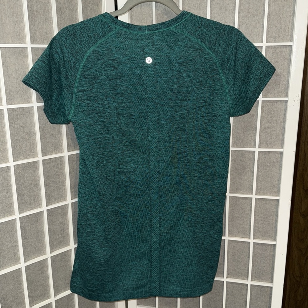 lululemon athletica Short Sleeve Tech Tee - Picture 4 of 13